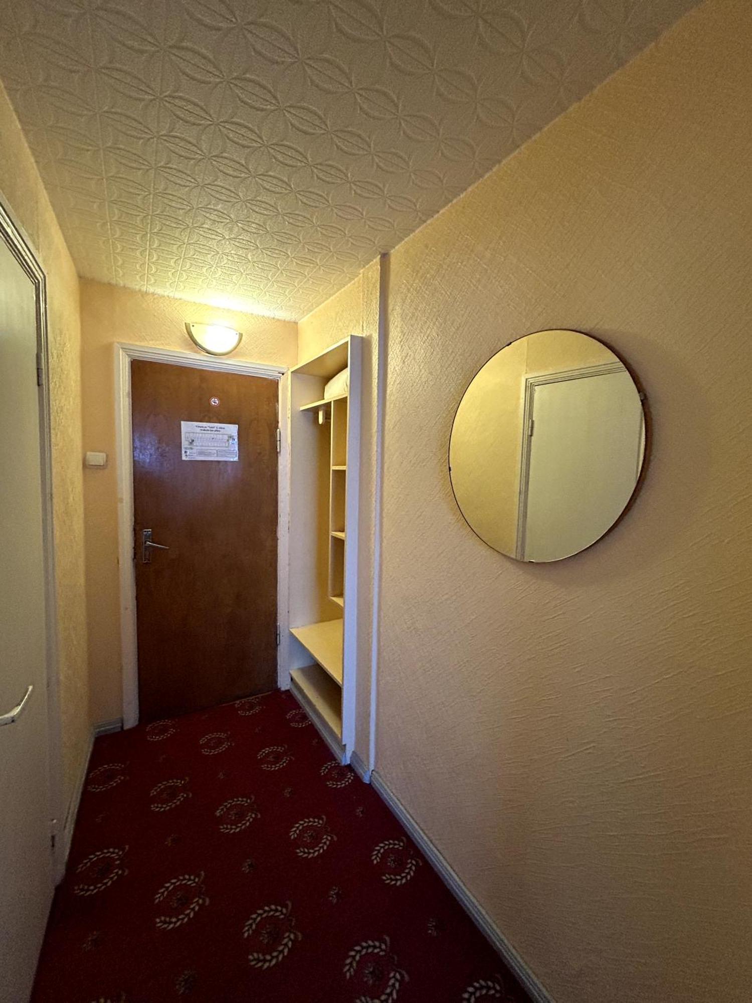 Hotel Talsi Buitenkant foto