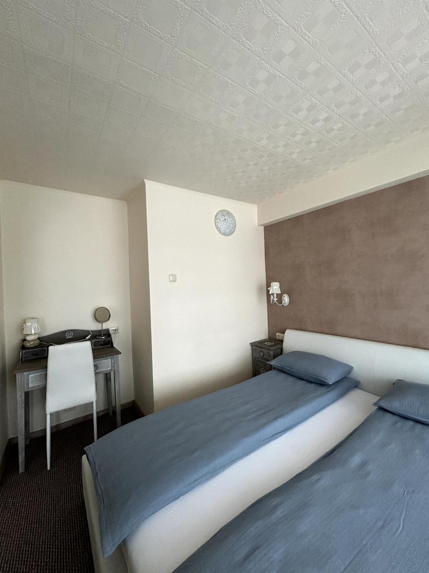 Hotel Talsi Buitenkant foto